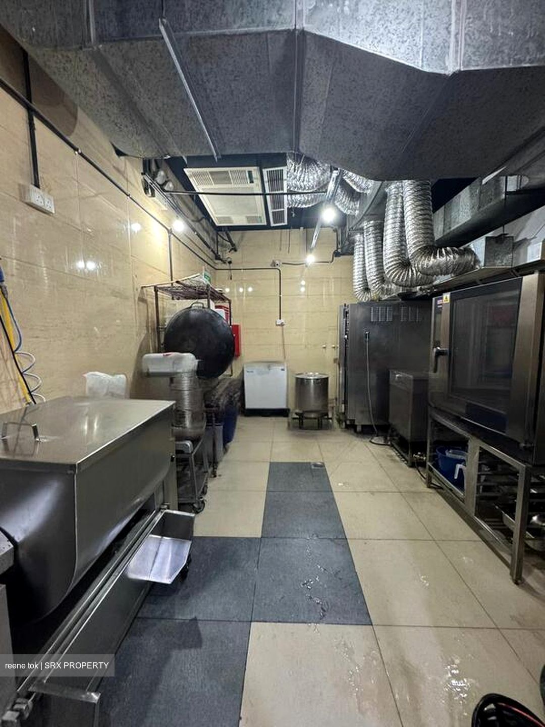 The Commerze@irving (D13), Factory #462938721